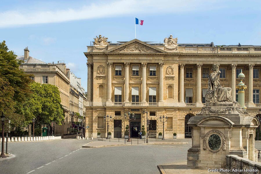 Fachada exterior del Hôtel de Crillon, en París 