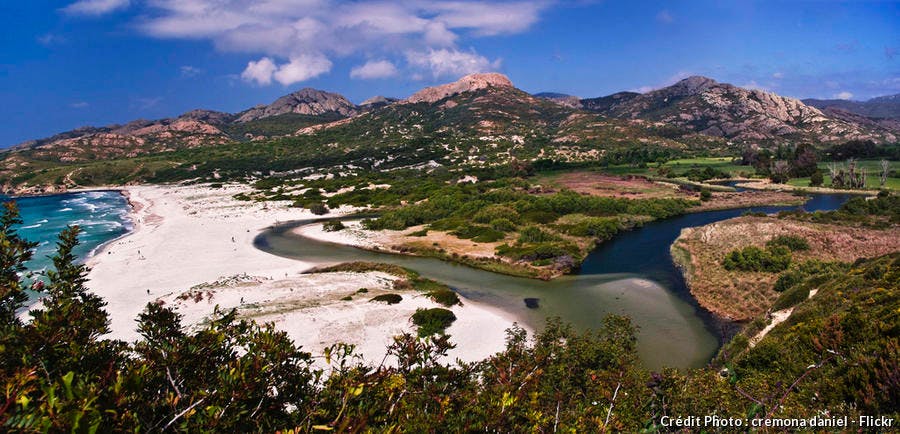 Playa de Ostriconi, en Alta Córcega