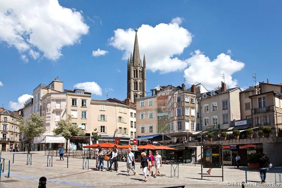 Plaza del castillo de Limoges 