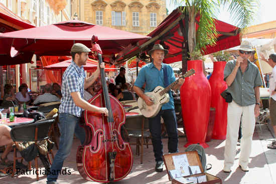 música en la terraza de Niza