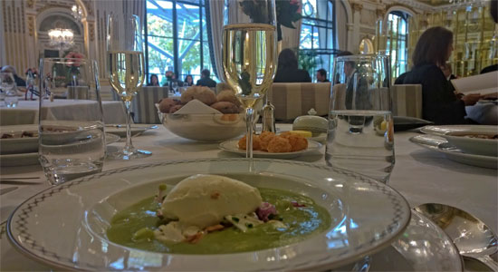 Cenas exquisitas y asequibles en el Peninsula Hotel Paris