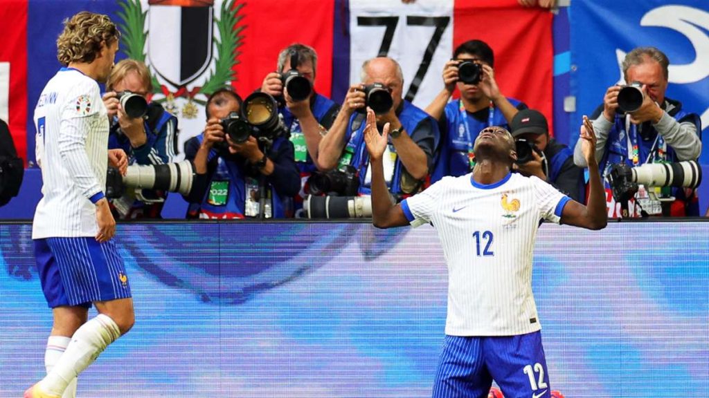 Campeonato de Europa de fútbol: alivio tardío con un gol en propia meta: los minimalistas de Francia continúan